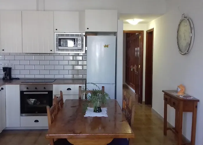 Bastian Nauplius コスタ・テギセ